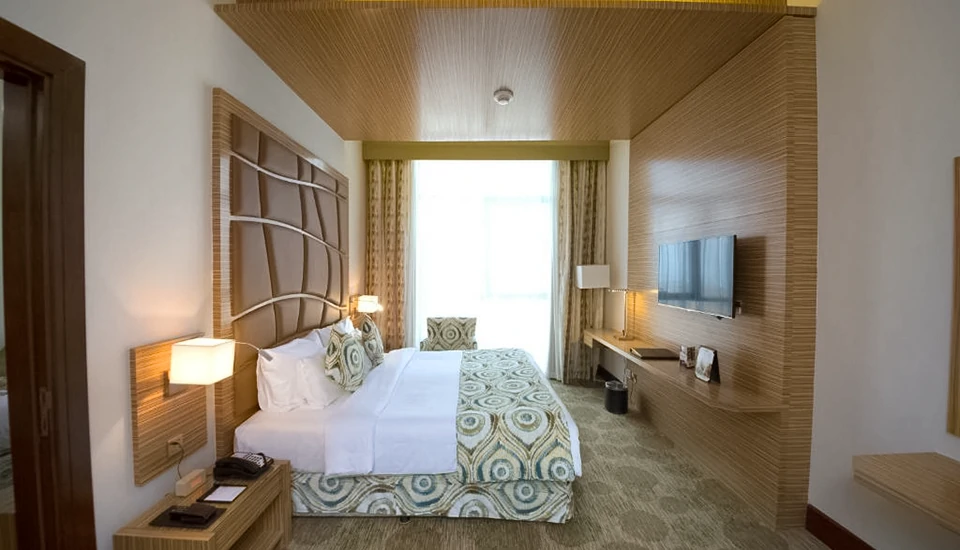 هتل بست وسترن پلاس پرل کریک دبی